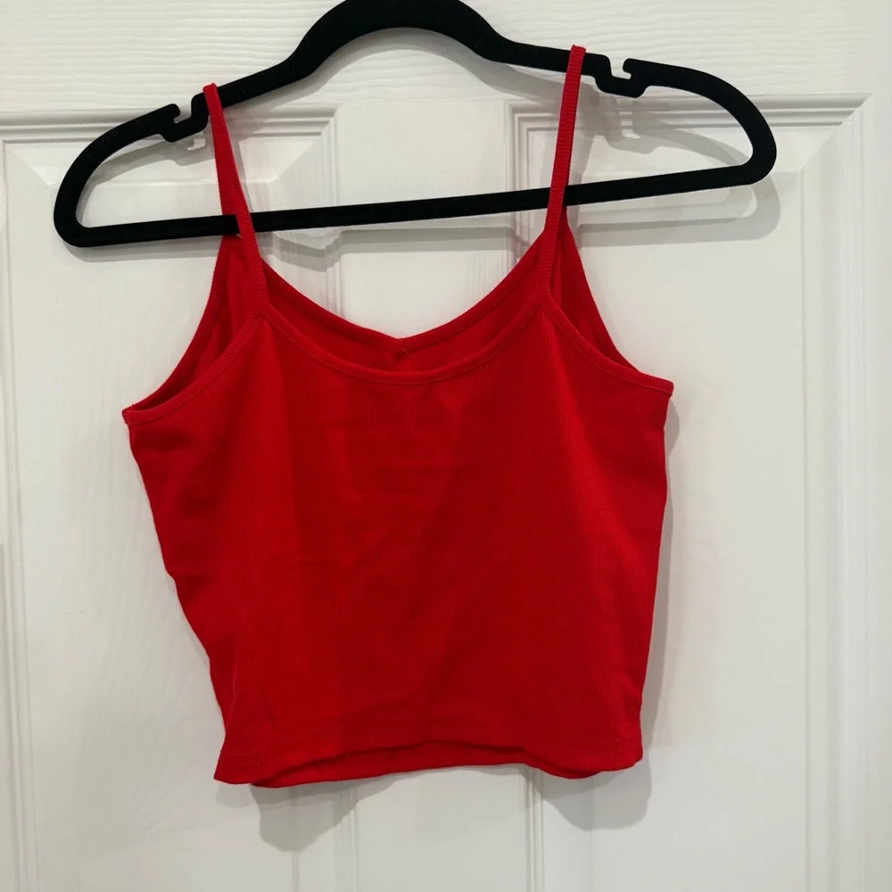 Red Ribbed Cropped Cami Top - Picture 2 of 7